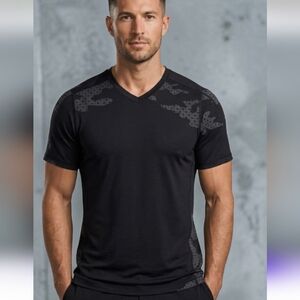 Lululemon Men's V-neck Performance Black Grey Camo Metal Vent Tee! M